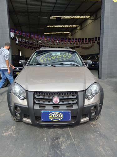 Imagem 10 de 15 de Fiat Palio Weekend 1.8 4p Flex Adventure
