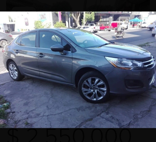 Imagen 2 de 15 de Citroen C4 Lounge Hdi