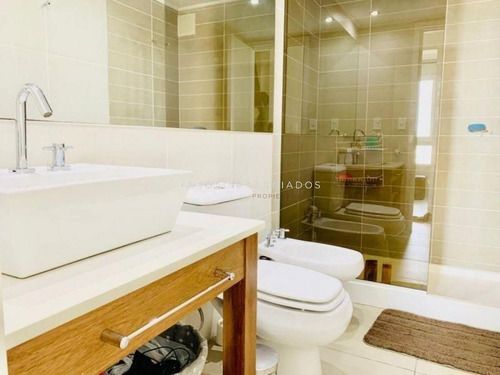 Departamento De 1 Dormitorio En Ocean Drive, Punta Del Este-ref:555