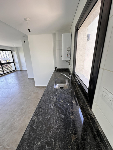 Venta Edificio Comercial - Corporativo - Residencial En Bloque, Barrio Guemes, Cordoba Capital