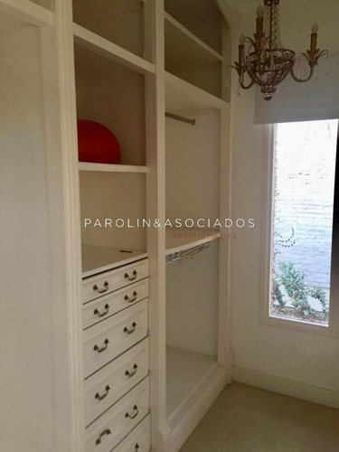 Espectacular Casa A Pasos De La Playa!!- Ref: 1871