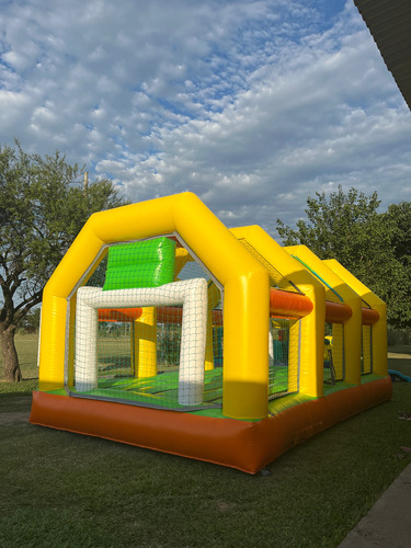 Inflable Infantil Cancha De Fútbol Y Básquet. Solo Retiro Amarillo (Usado)