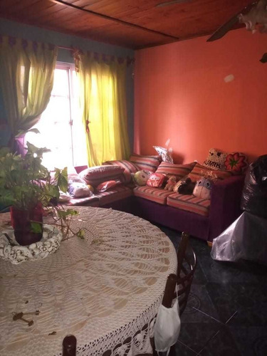 Imagen 2 de 14 de Casa 3 Amb. Pa. C/ Garag.y Dpto 2 Amb.pb.excelente Ubicacion