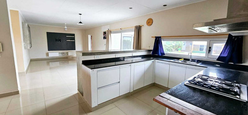 Casa En Venta En Las Tejas, Concordia, Entre Ríos