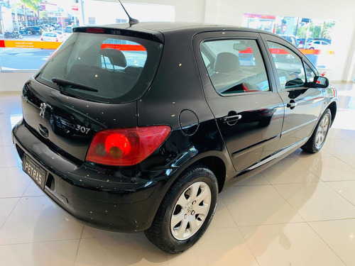 Imagem 2 de 10 de Peugeot 307 2006 2.0 Feline Aut. 5p