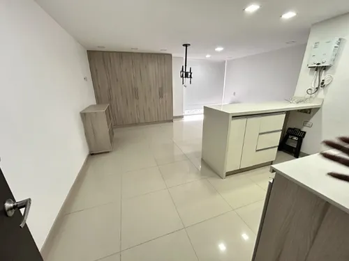 Apartaestudio En Arriendo Ubicado En El Poblado Sector Frontera (27156).