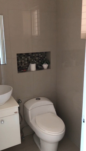 Imagen 13 de 14 de Doris Acosta 04144280153 Vende Th Belmonti Villas San Diego