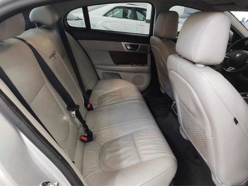 Imagen 14 de 14 de Jaguar Xf 2.0 Turbo Luxury