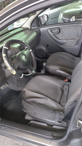 Imagem 8 de 12 de Chevrolet - Corsa Hatch Maxx 2010