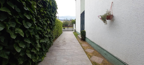 Casa De La Cultura De Ñuñoa / Juan Moya