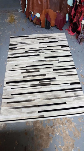Imagen 5 de 6 de Alfombra Cuero Vaca Gris Tiras 3.0 X 2.0