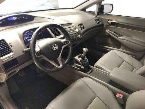 Honda Civic 1.8 16v Lxl