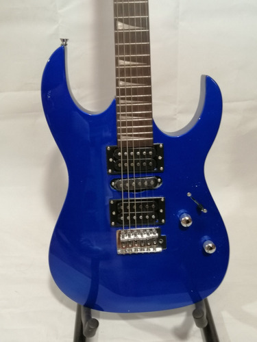 Imagen 2 de 3 de Guitarra Eléctrica Minsine Y Bullfighter Tipo Ibanez