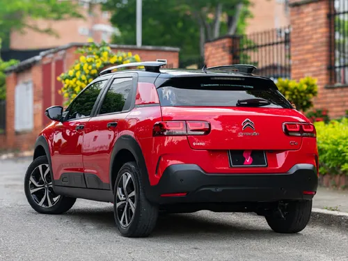 Citroën C4 Cactus 1.6 Shine Turbo Aut