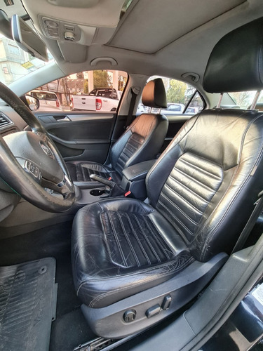 Imagen 11 de 12 de Volkswagen Vento 2.0tsi Sportline