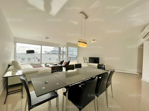 Muy Buen Apartamento De 3 Suite En Playa Mansa - Alexander Collection- Ref: 30448