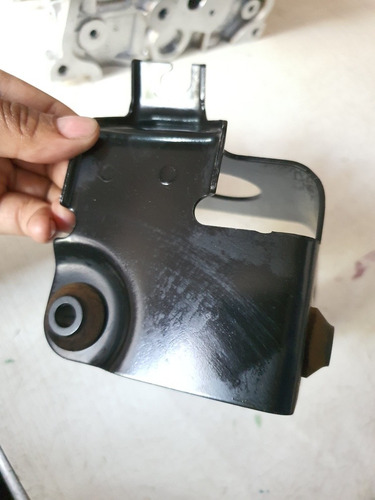 Base Soporte Modulo Abs Suzuki Swift 1.5 07-11 (Usado)