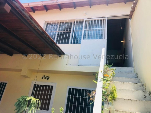 Imagen 11 de 15 de Casa En Venta En Santa Rita Maracay Aragua 22-24246 Irrr