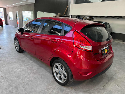 Ford Fiesta Kinetic 2011 1.6 Design 120cv Titanium