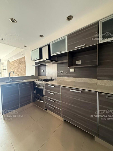 Departamento 3 Ambientes Con Cochera En Venta En Lomas De Zamora, G.b.a. Zona Sur, Argentina