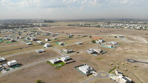 Casa En Venta En San Simon, Canning Village, Ezeiza