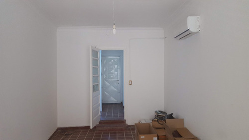 Casa De 4 Habitaciones En Venta En El Centro De La Ciudad De San Luis - Ideal Para Familia O Cualquier Tipo De Emprendimiento