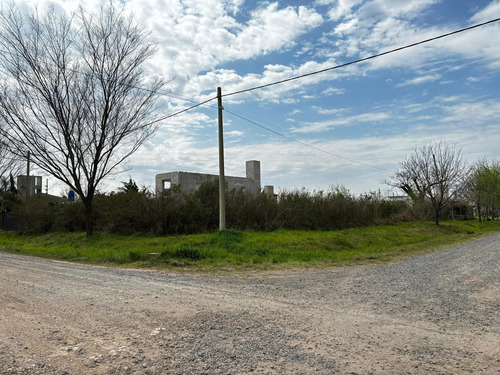 Lote 837 M2 - Coronel Suarez Y Avenida Del Rosario - Funes Town | Venta
