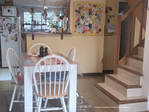 Casa En Punta Mogotes