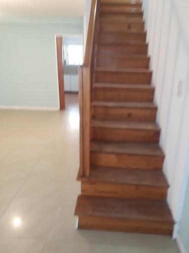 Imagen 3 de 14 de Dúplex De 4 Ambientes 2 Baños 1 Tualet , Vestidor/cochera .