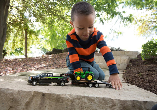 Ertl Ford F350 Pickup And Tractor Toy Set - 1:32 Scale - ...