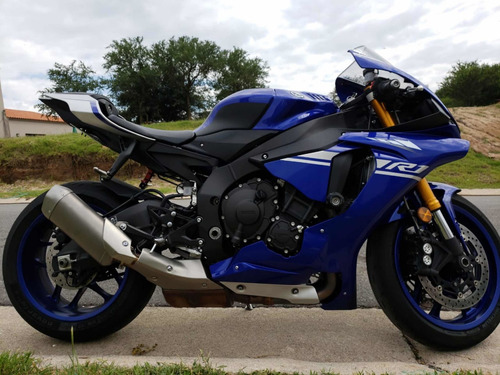 Yamaha R1