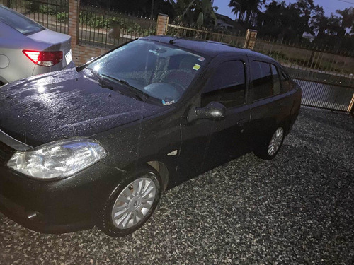 Renault Symbol 2013 1.6 16v Privilège Hi-flex 4p