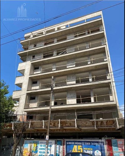 Imagen 3 de 4 de Departamento - Moron