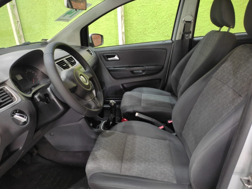 Imagem 9 de 12 de Volkswagen Fox 1.0 Trend Tec Total - Gii Flex 5p