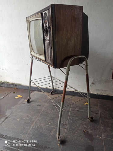 Televisor Antiguo
