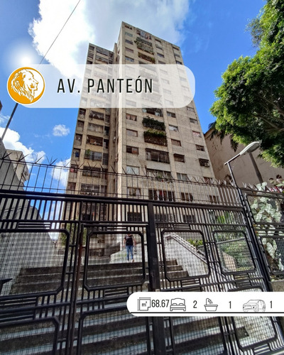   Acogedor Apartamento En El Centro De Caracas, Avenida Panteón, Listo Para Crédito Bancario, Negociable