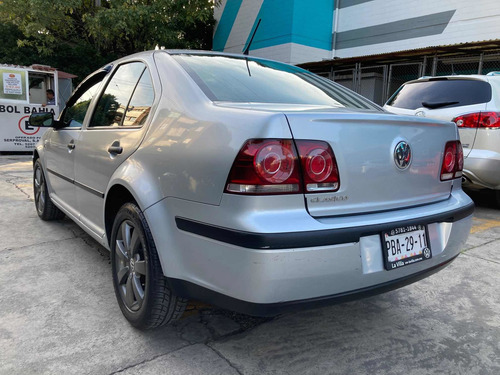 Imagen 8 de 14 de Volkswagen Jetta Clásico 2014 2.0 Cl Team At