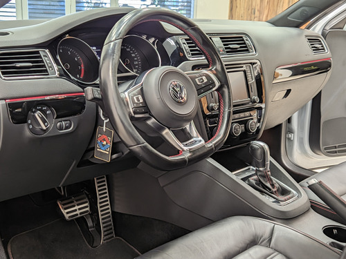 Volkswagen Vento 2.0 Tsi Gli 211cv App Connect + Nav