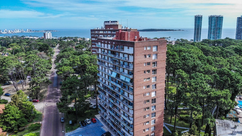 Imagen 18 de 30 de Venta Apartamento 2 Dormitorios Con Vista A La Playa Mansa, Punta Del Este