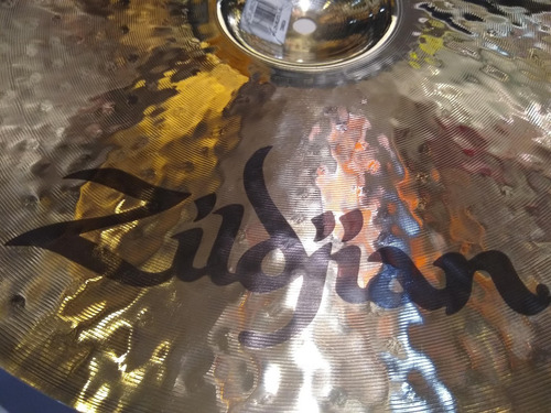 Platillo Zildjian K Custom Fast Crash 16 Pulgadas K0982