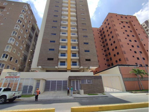 Imagen 1 de 10 de En Venta Apartamento A Estrenar En La Urb, Base Aragua, Res, San Luis 04243368365