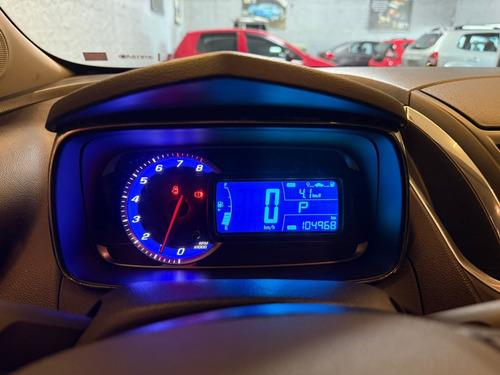 Chevrolet Tracker 1.8 MPFI LTZ 4X2 16V FLEX 4P AUTOMÁTICO