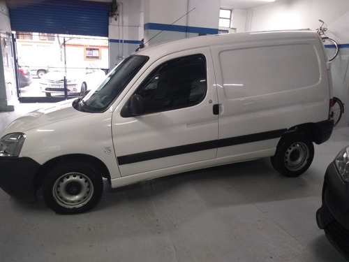 Imagen 13 de 16 de Citroën Berlingo 2018 1.6 Hdi 92 Bussines