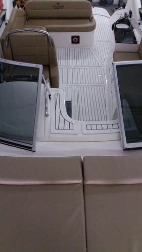 Imagem 7 de 12 de Lancha Fortmarine 310 Gabinada 2x Motor 2.0l 200hp Diesel