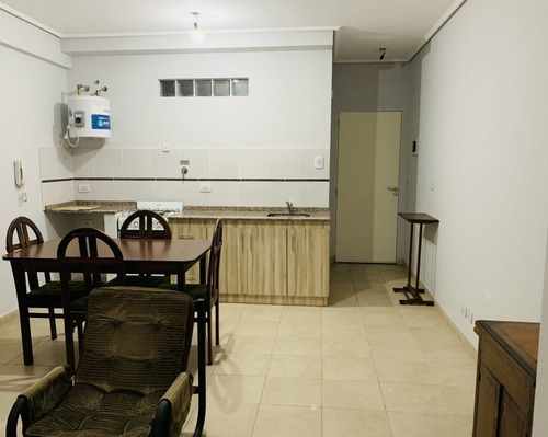 Imagen 2 de 3 de Departamento Monoambiente En Banfield