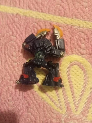 Mini Figura Optimus Prime Transformers (Usado)