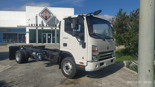 Imagen 3 de 15 de Chasis Cabina Ct5 - 154hp 4x2 6vel International Mod.2022