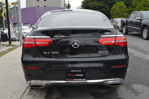 Imagen 6 de 12 de Mercedes Benz Glc 300 Coupe Avantgarde 2019