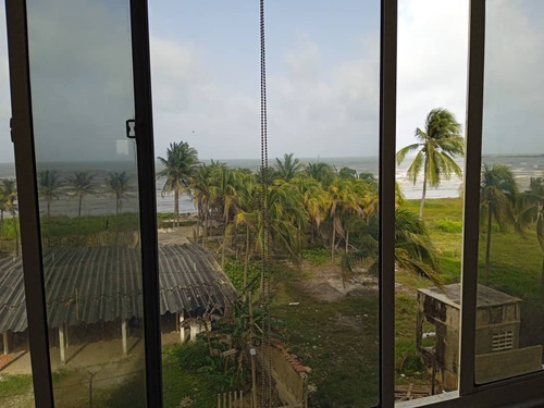 Imagen 15 de 18 de En Venta Apartamento En Tucacas Res. La Macarena Suites. Daniela J
