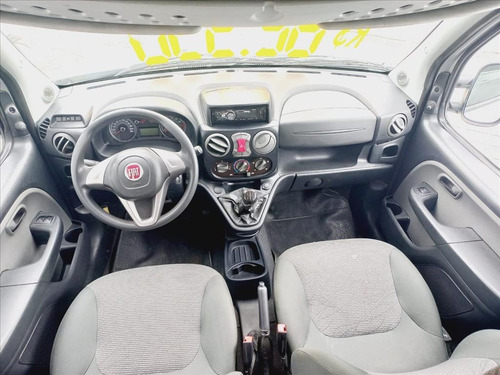 Imagem 3 de 15 de Doblò 1.8 Mpi Essence 7l 16v Flex 4p Manual